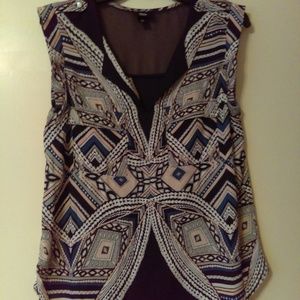 Mossimo geometric pattern sheer V-neck blouse